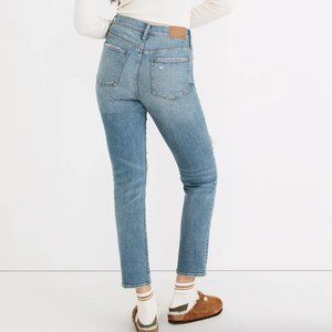 The Petite Perfect Vintage Jean in Denman Wash